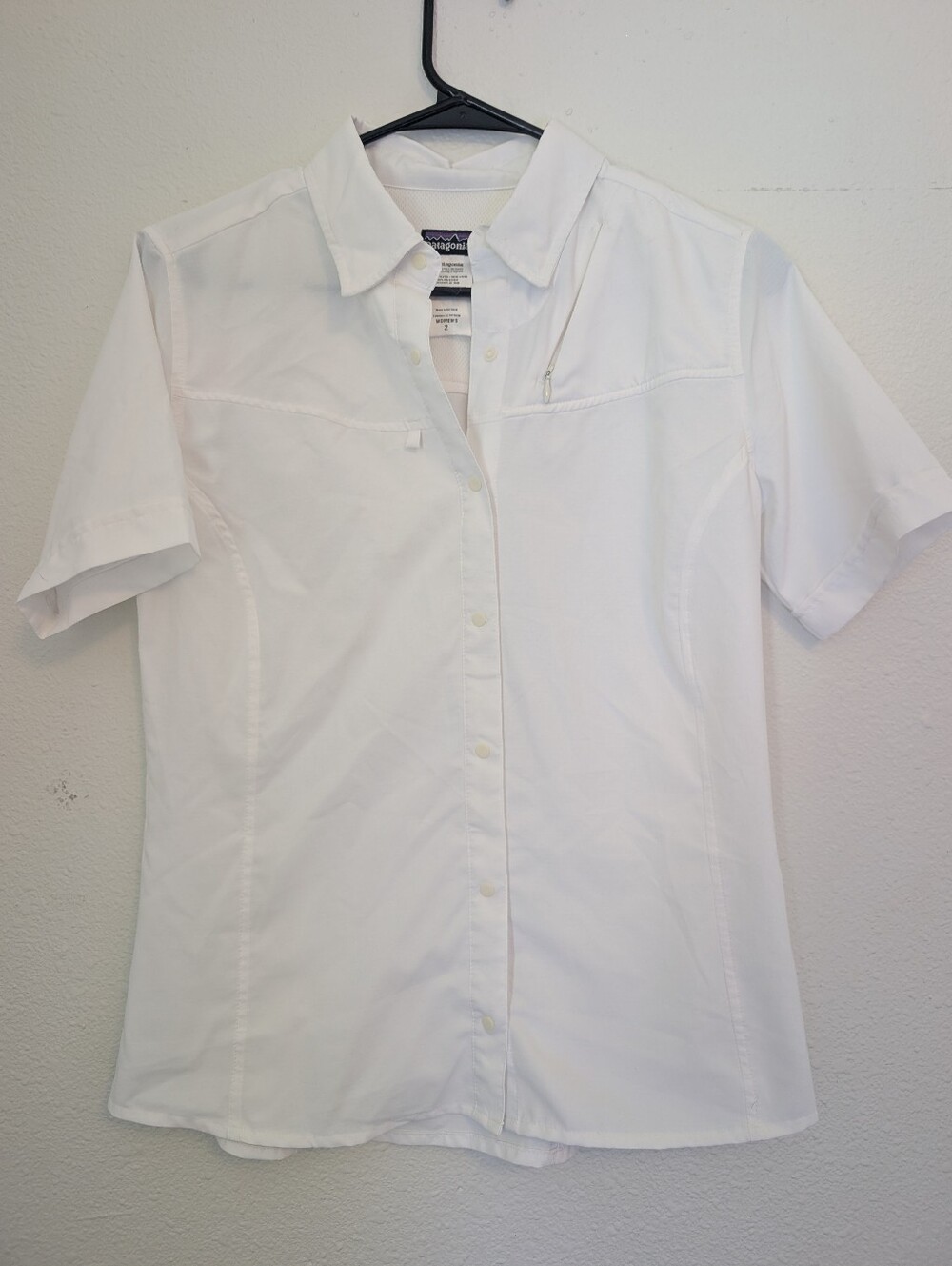 Patagonia Women's Short-Sleeve White Button-Down Shirt